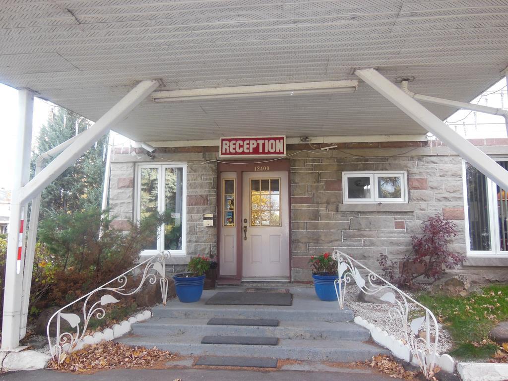 Motel Le Paysan Montreal Exterior photo
